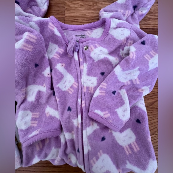2 fleece onesies size 6-9 months by Carter’s Simple Joys - Picture 3 of 7